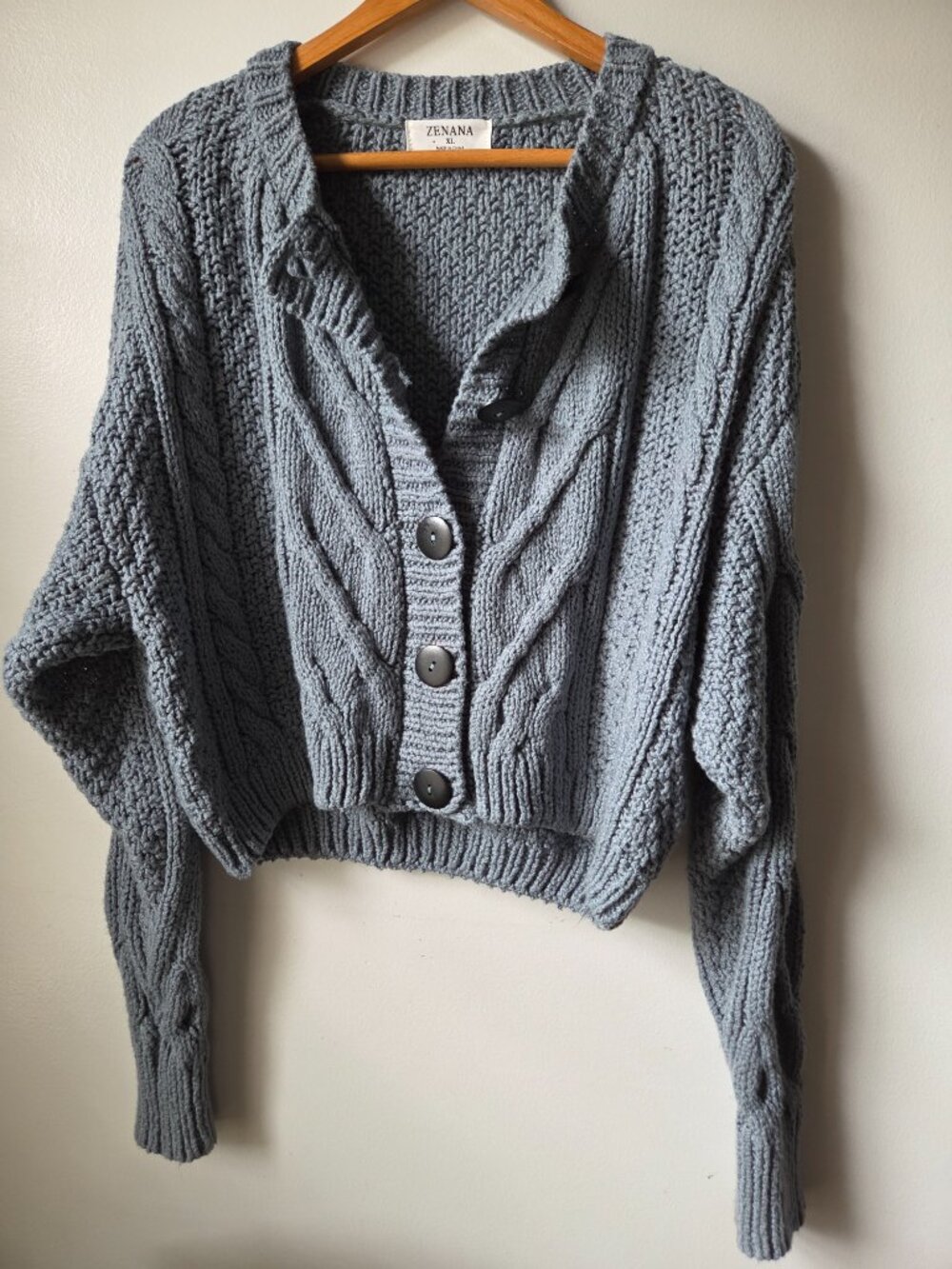 NEW W/O TAG ZENANA CHUNKY BLUISH GREY BUTTONED SWEATER SIZE XL